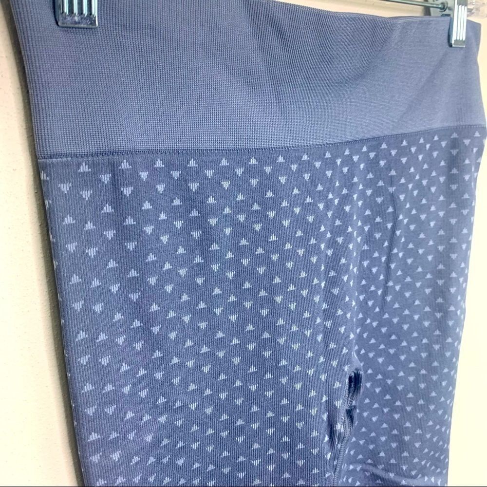 Victoria’s secret sport leggings gray triangles